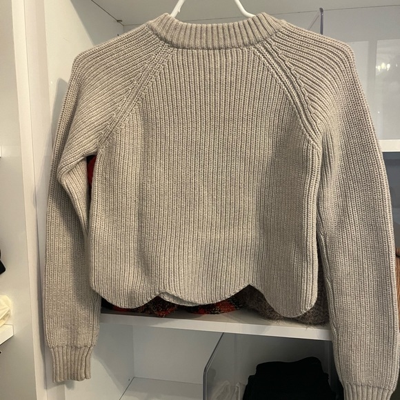 Wilfred Grey Cropped Sweater with tulip trim detail, XXS. - Picture 4 of 4